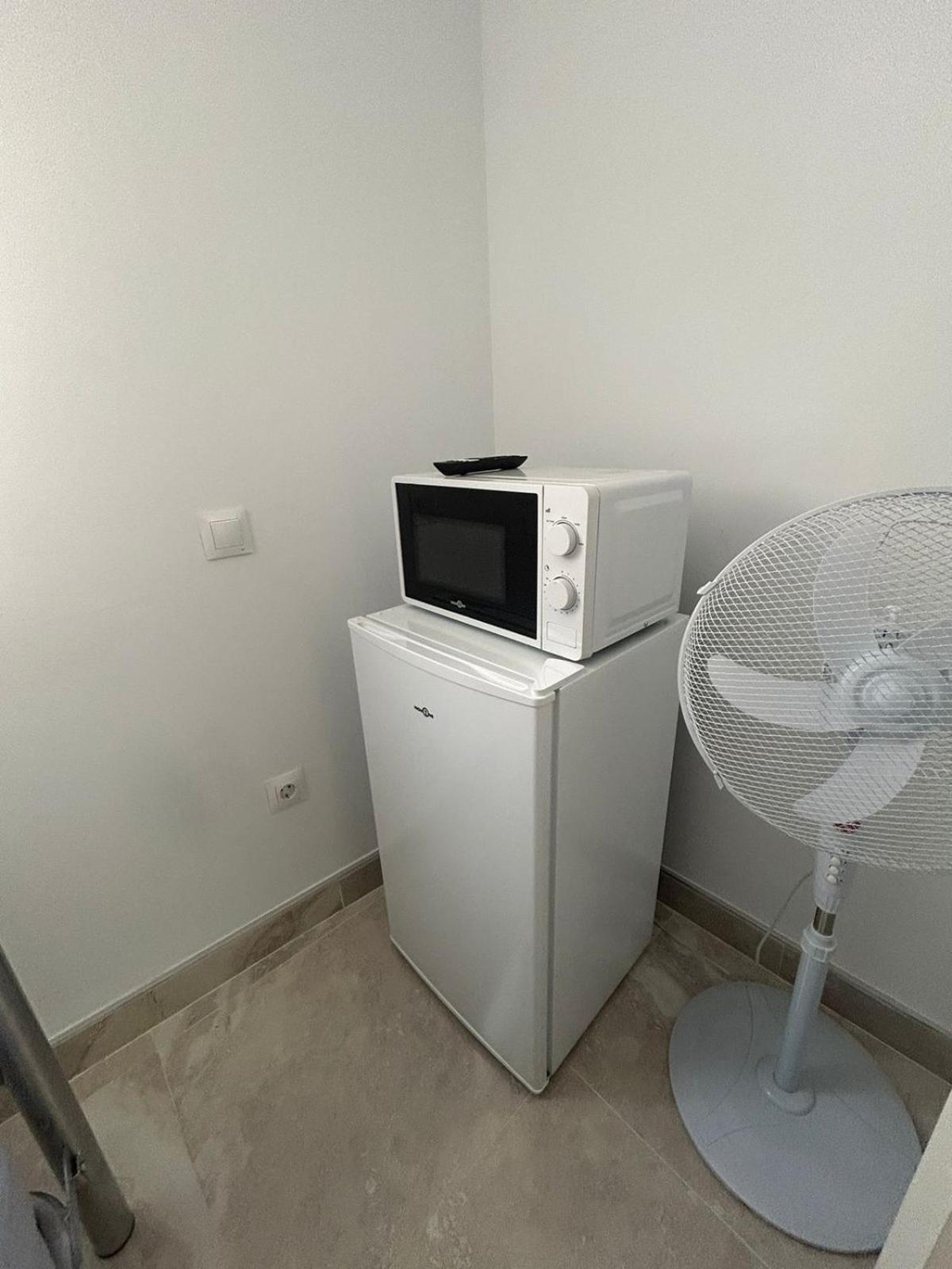 Habitacion Doble O Compartida Con Bano Privado En El Centro De Madrid Exterior foto